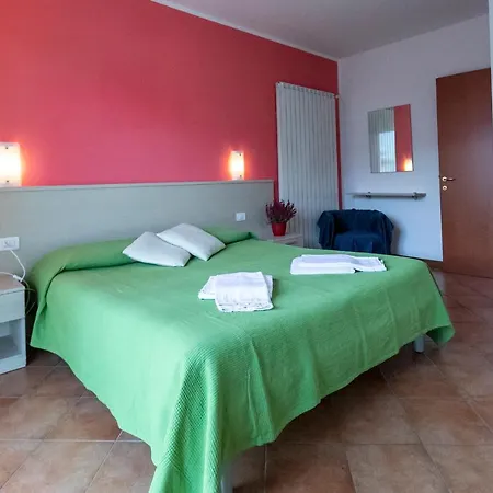 La Collina Degli Ulivi Apartment *