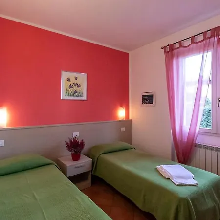 La Collina Degli Ulivi Apartment *