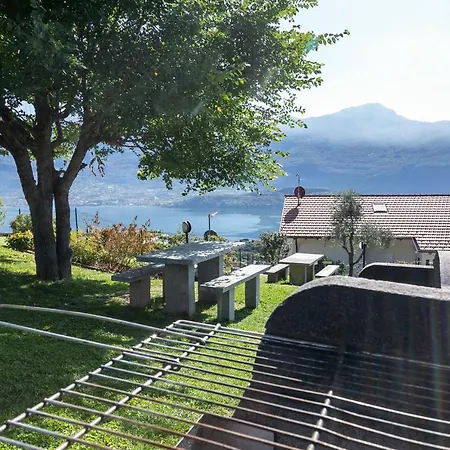 La Collina Degli Ulivi شقة فيركانا